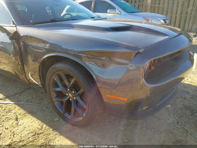 Dodge Challenger SXT, снимка 6 - Автомобили и джипове - 53234615