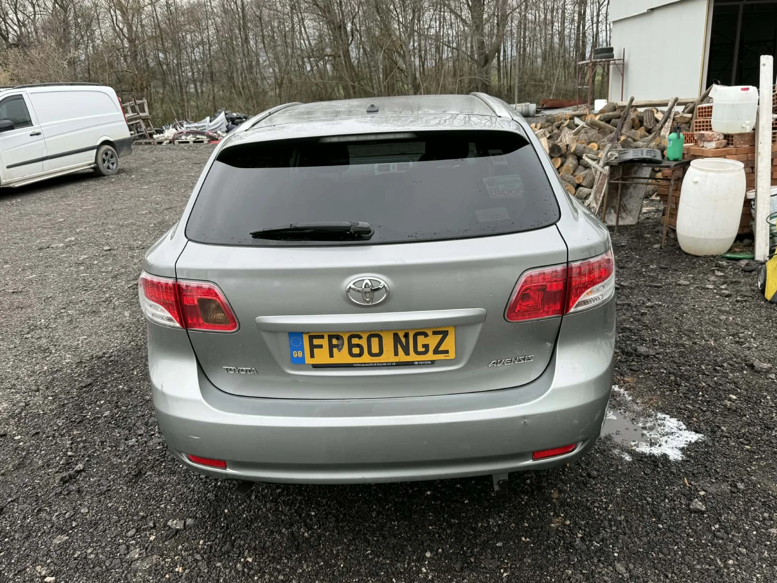 Toyota Avensis 1. 8 Valvematic (147 к. с. ) | НА ЧАСТИ, снимка 2 - Автомобили и джипове - 52982344