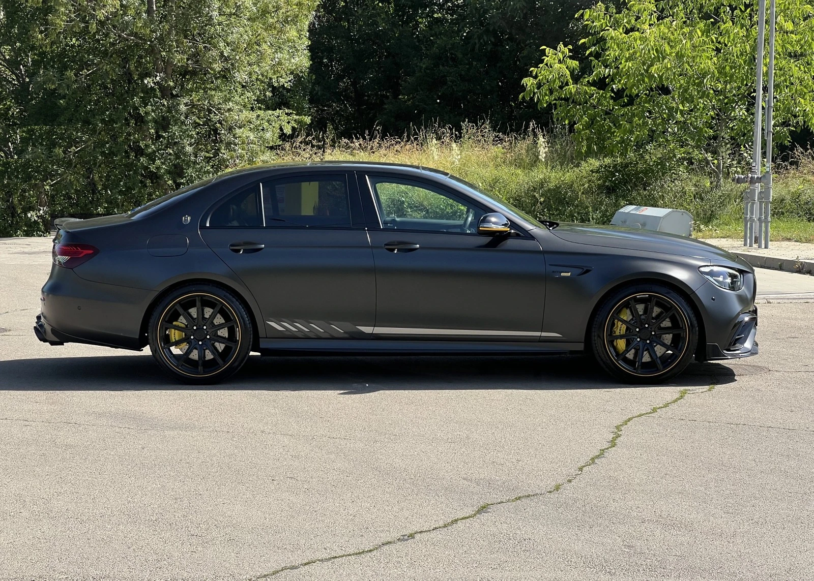 Mercedes-Benz E 63 AMG BRABUS 800/ FULL CARBON/ MAGNO/ NIGHT/ PANO/ BURM/ - изображение 7