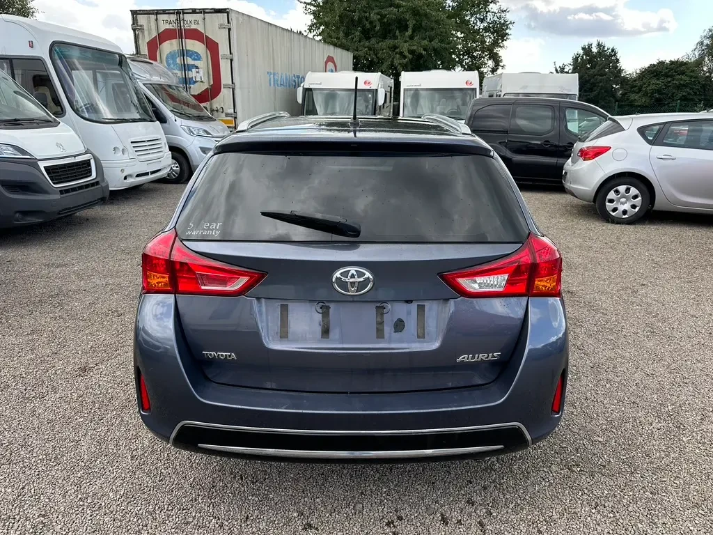 Toyota Auris 1.4D, NAVI, KASKO, G.O, EKO TAKSA - изображение 3