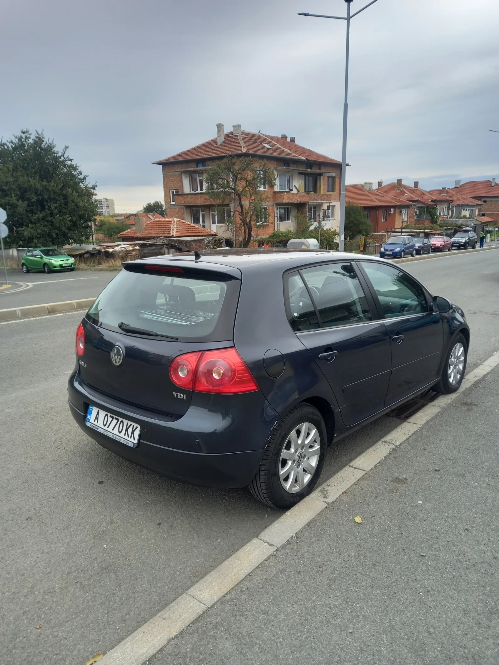 VW Golf Comfortline 1.9 TDI (Aut ) DSG - изображение 5