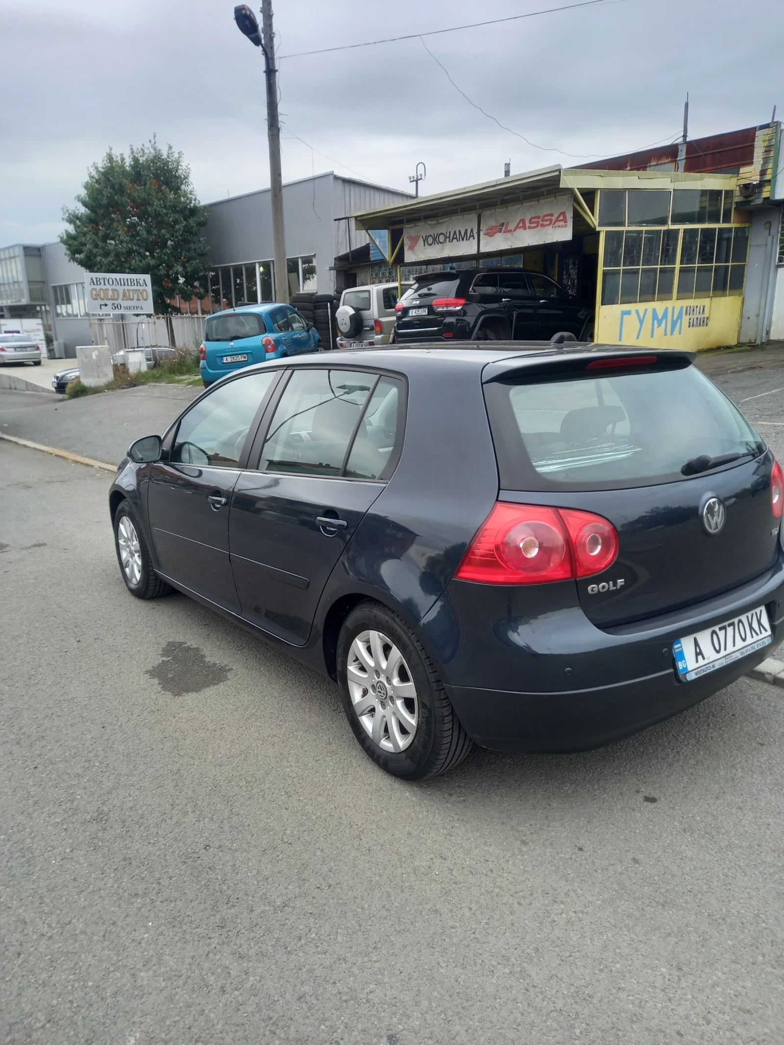 VW Golf Comfortline 1.9 TDI (Aut ) DSG - изображение 3