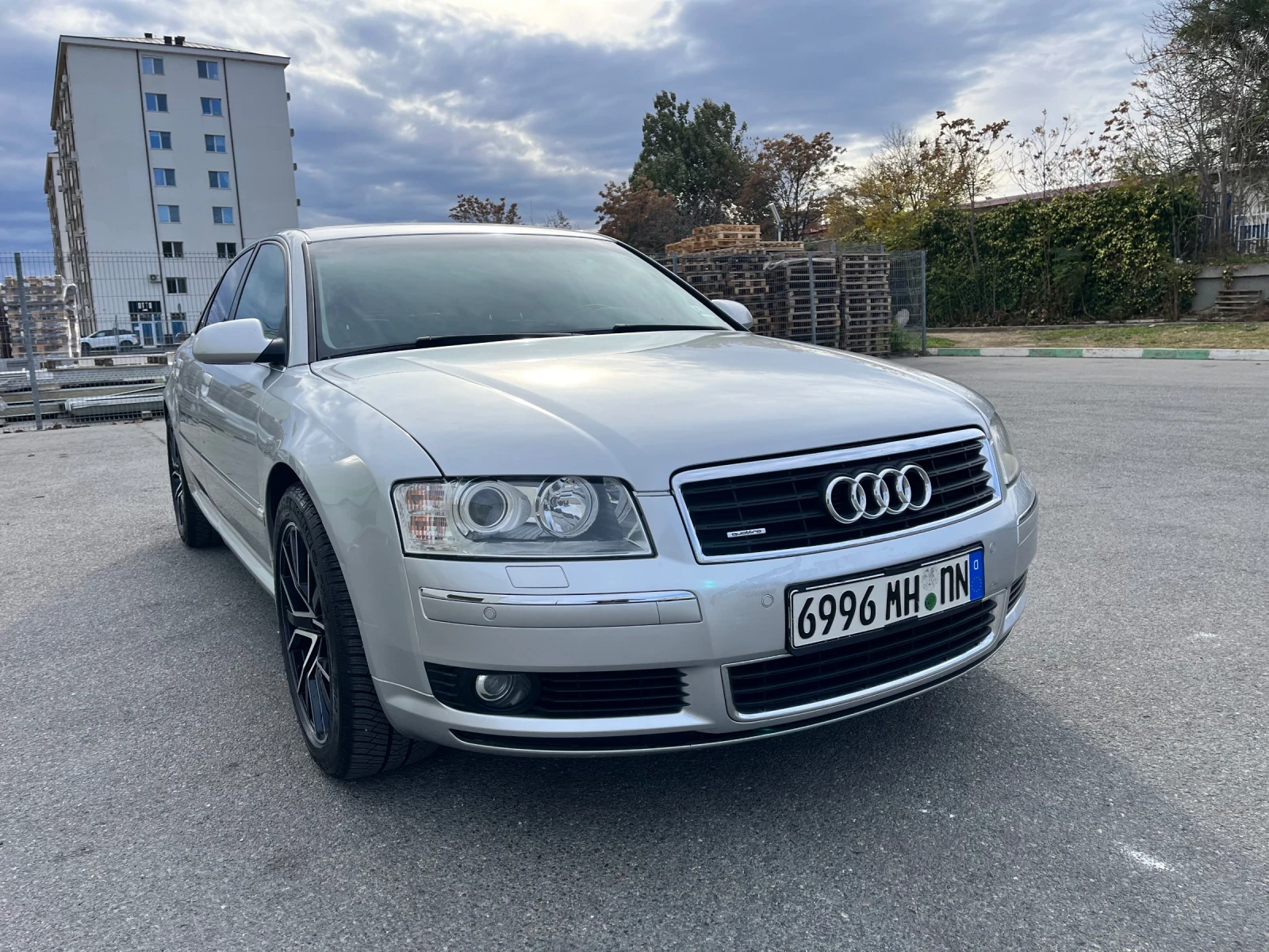 Audi A8 4.2 безин - изображение 4