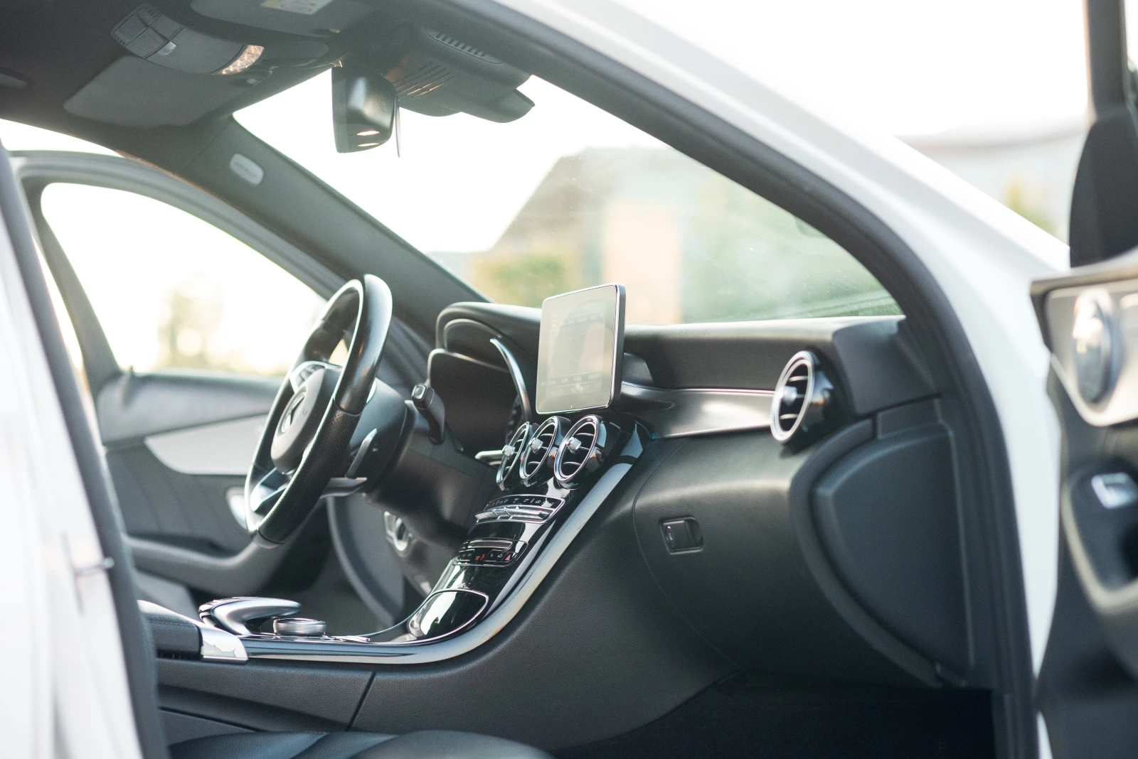 Mercedes-Benz C 220 4Matic AMG / Digital Cockpit - изображение 8