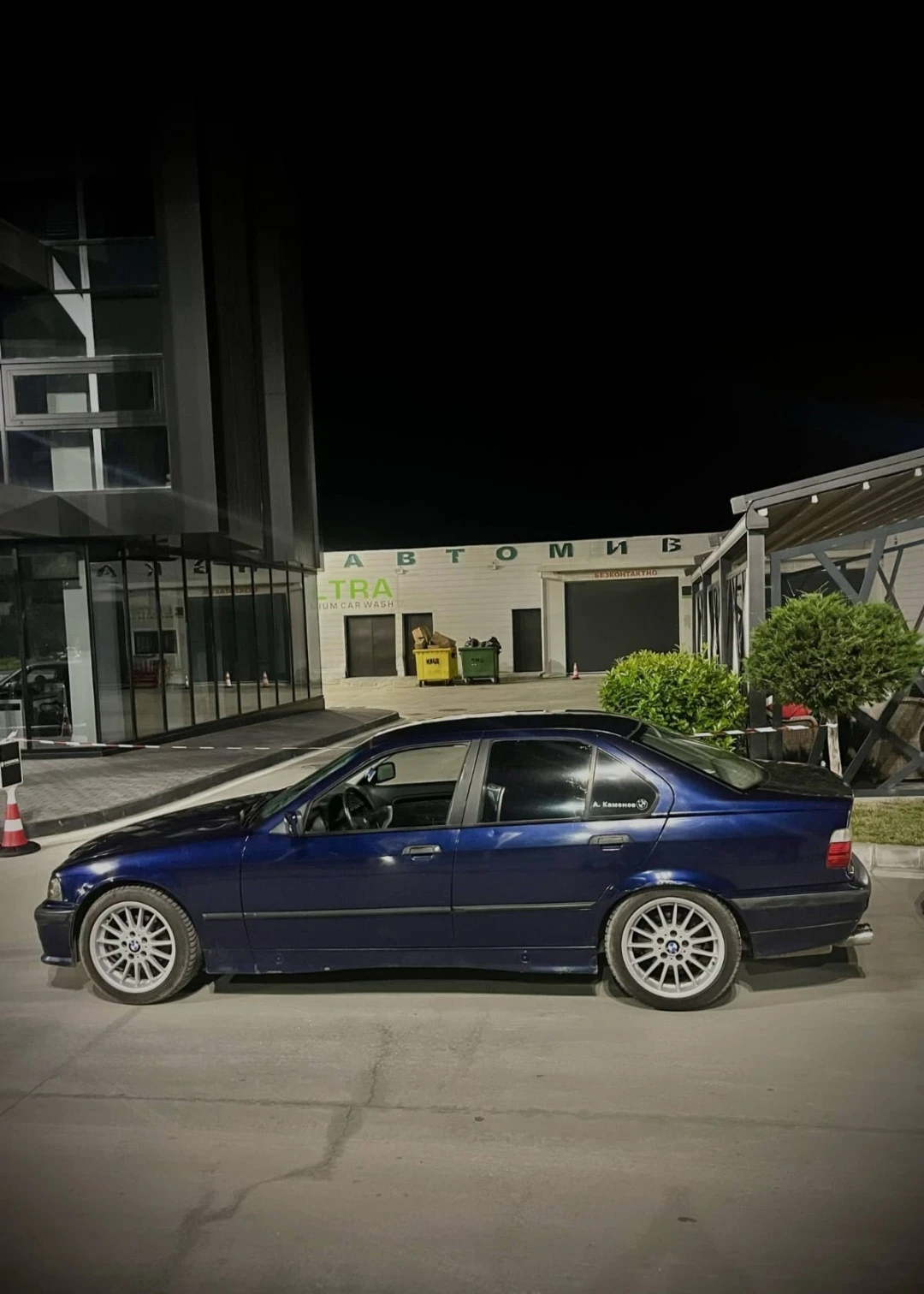 BMW 320  - изображение 2