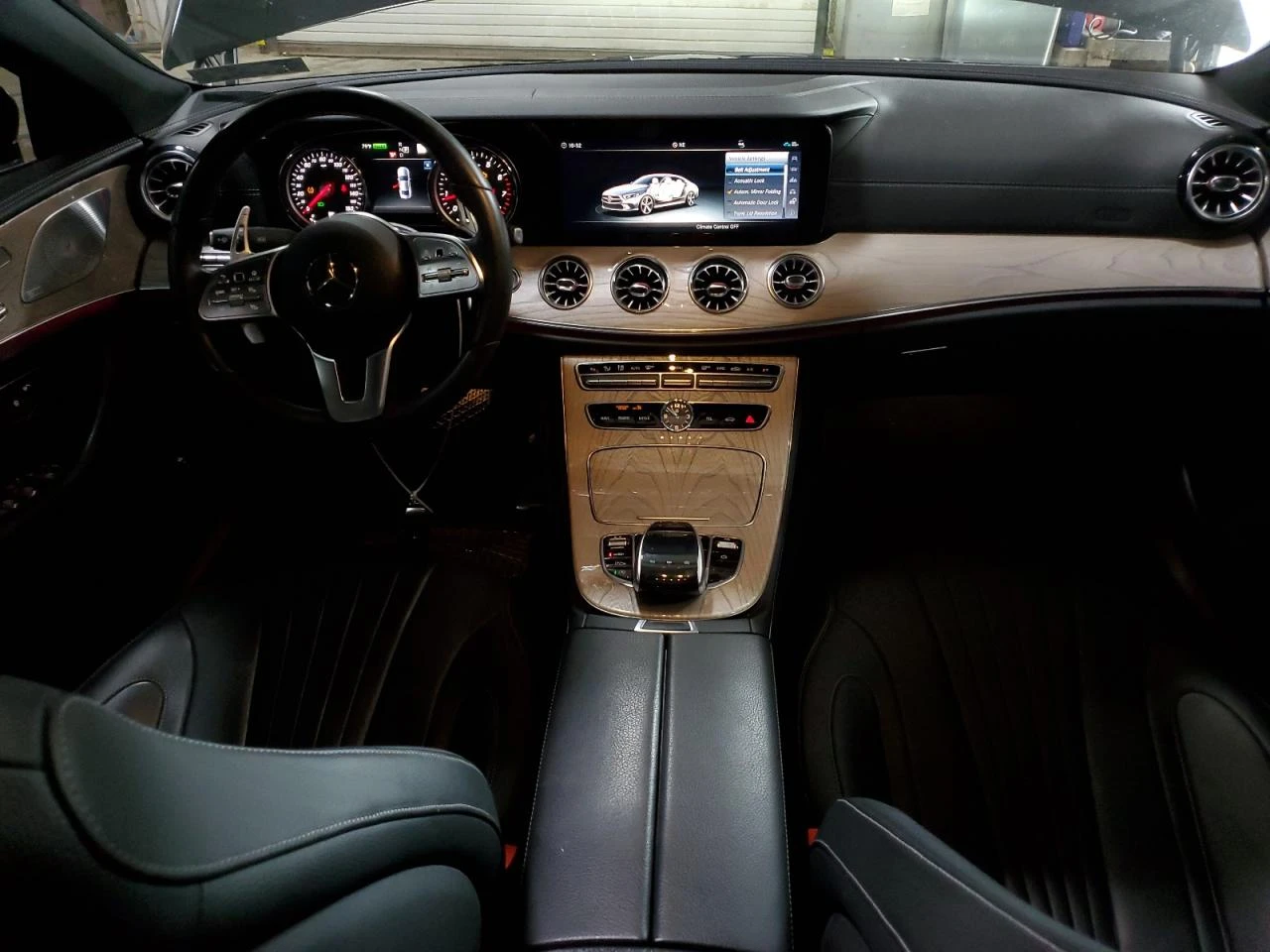 Mercedes-Benz CLS 450 4MATIC AMG* Night Pack* BURMESTER* 360* Дистроник* - изображение 8