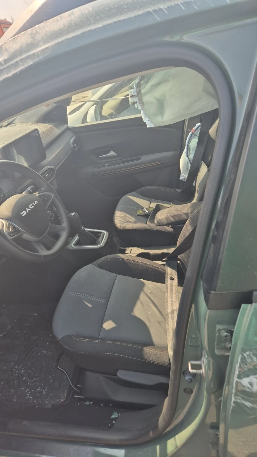 Dacia Sandero stepway 1.0 - изображение 8