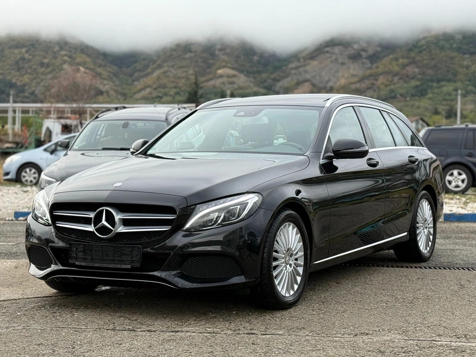 Mercedes-Benz C 220 Един Собственик/Панорама - изображение 5
