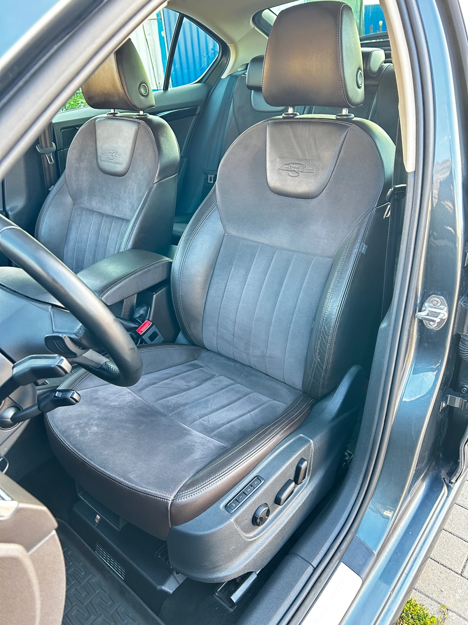 Skoda Octavia L&K 1.8TSi DSG - изображение 9