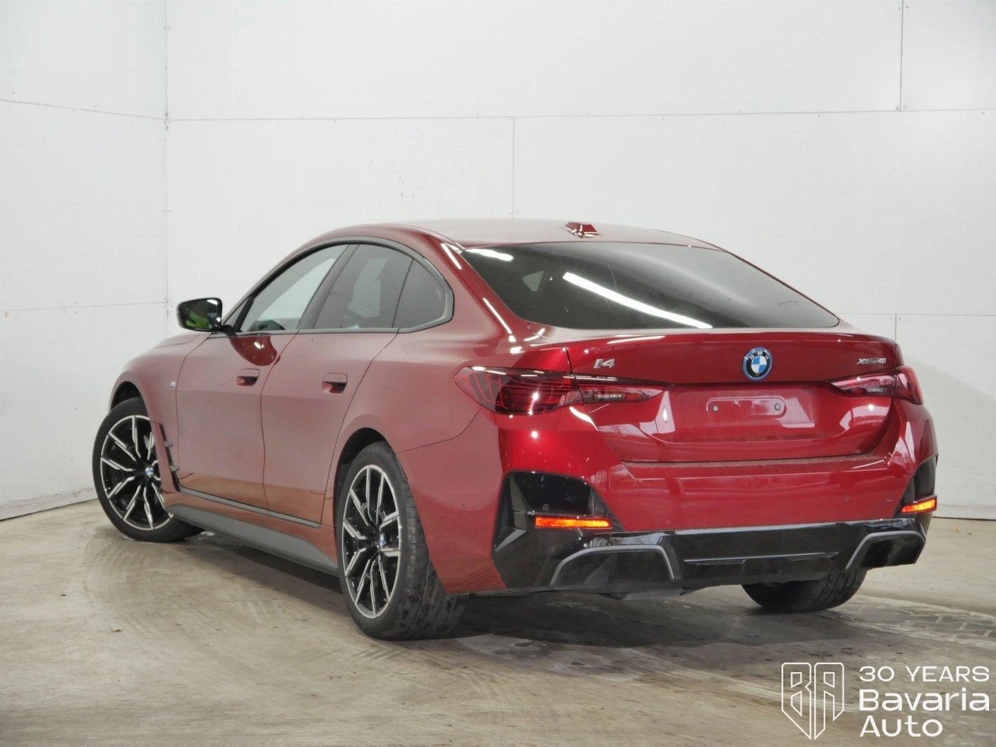 BMW i4 40 xDrive M Sport Paket  | Mobile.bg   2