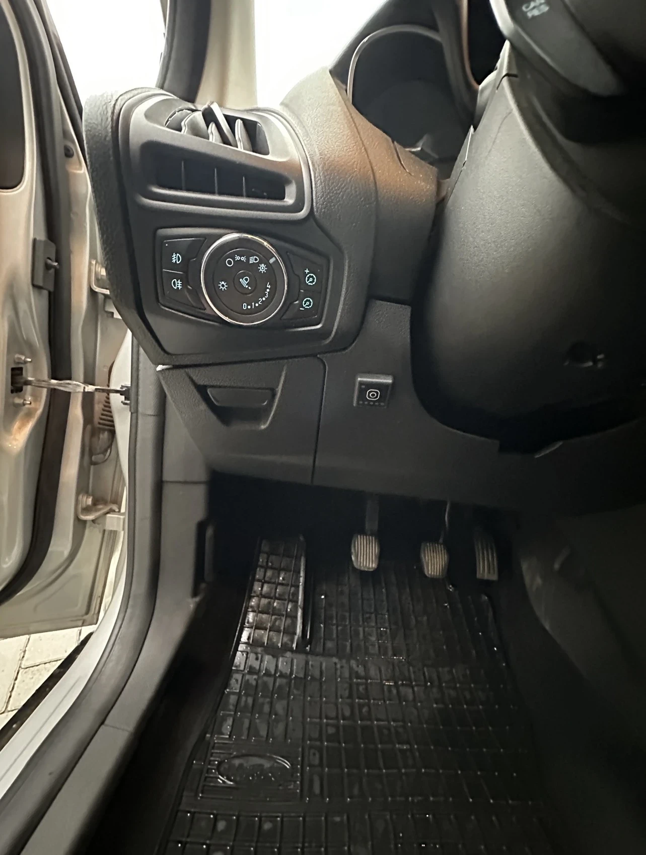 Ford Focus 1.6i 125���� ������� ����� | Mobile.bg � ����������� 8