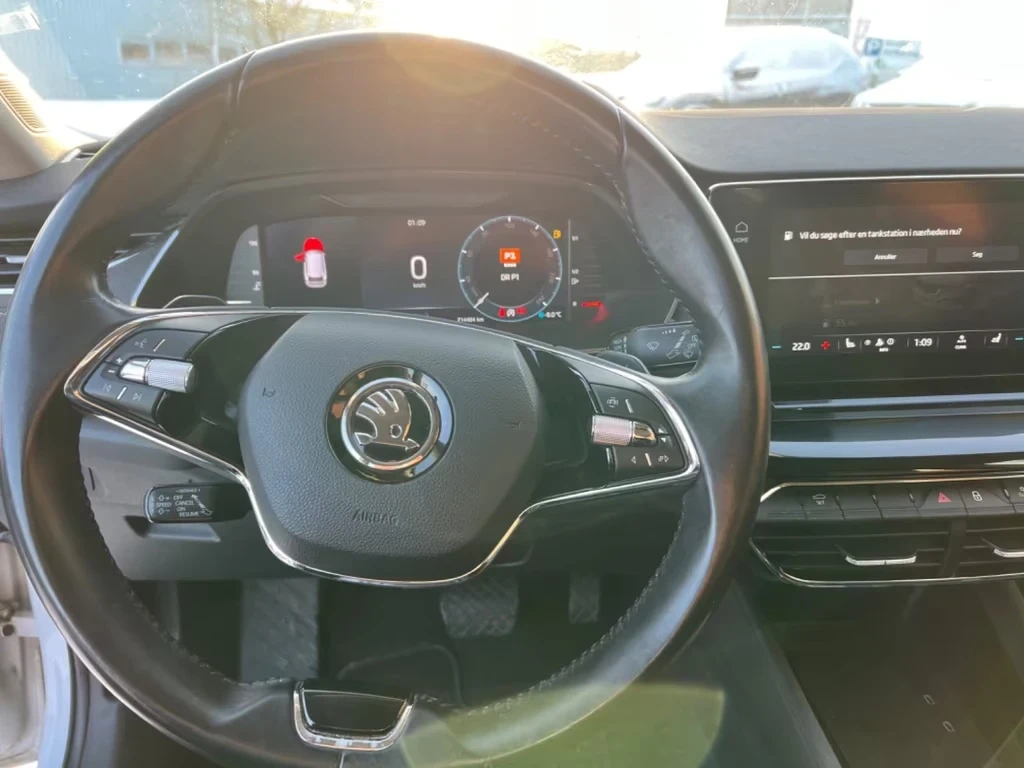 Skoda Octavia  Style 2, 0 TDI DSG NEW MODEL150ps - изображение 10