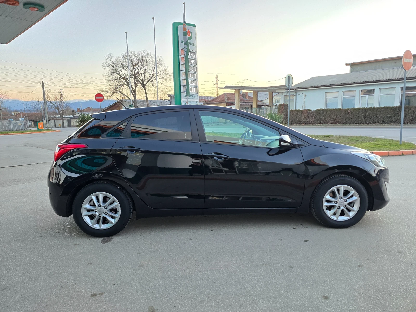 Hyundai I30 1.4, снимка 5 - Автомобили и джипове - 53748452