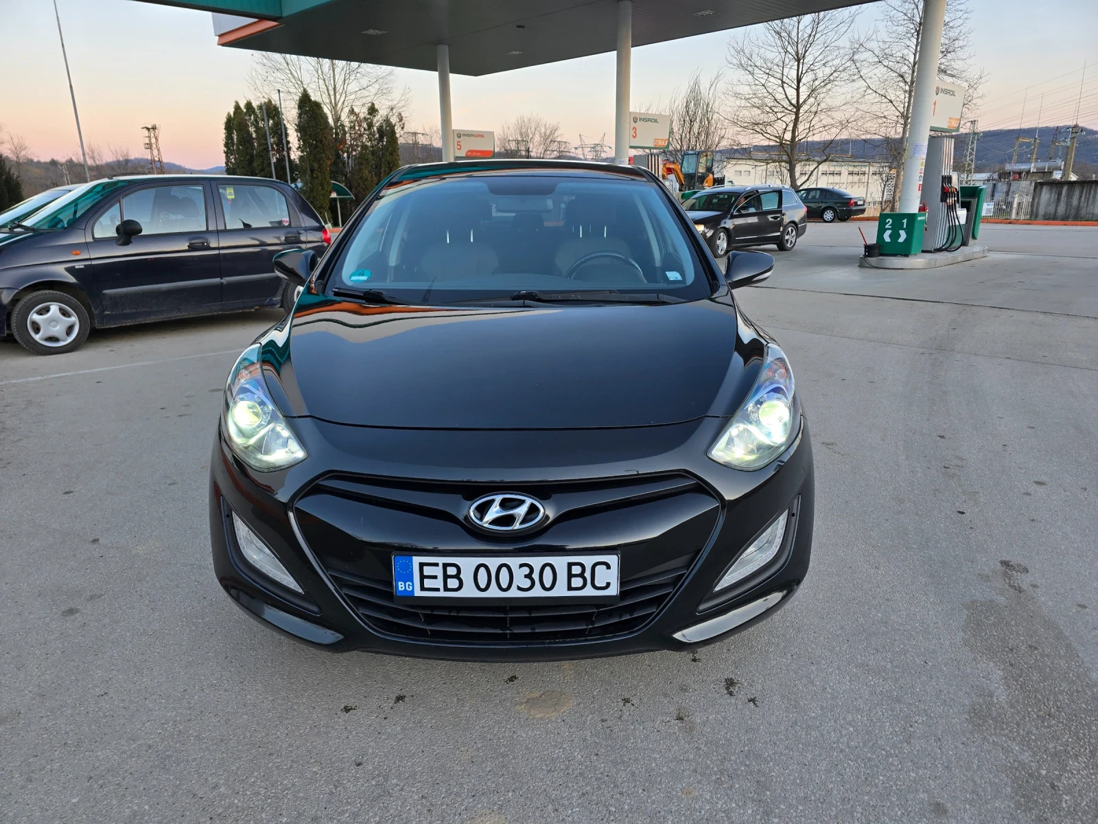 Hyundai I30 1.4, снимка 2 - Автомобили и джипове - 53748452