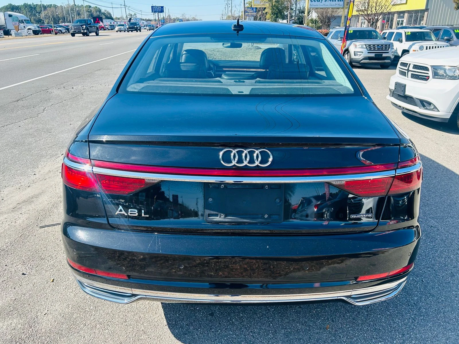 Audi A8 2019| LONG| 3.0T| DISTRONIK| МАСАЖ| ОБДУХ| PANO| H, снимка 4 - Автомобили и джипове - 53818695