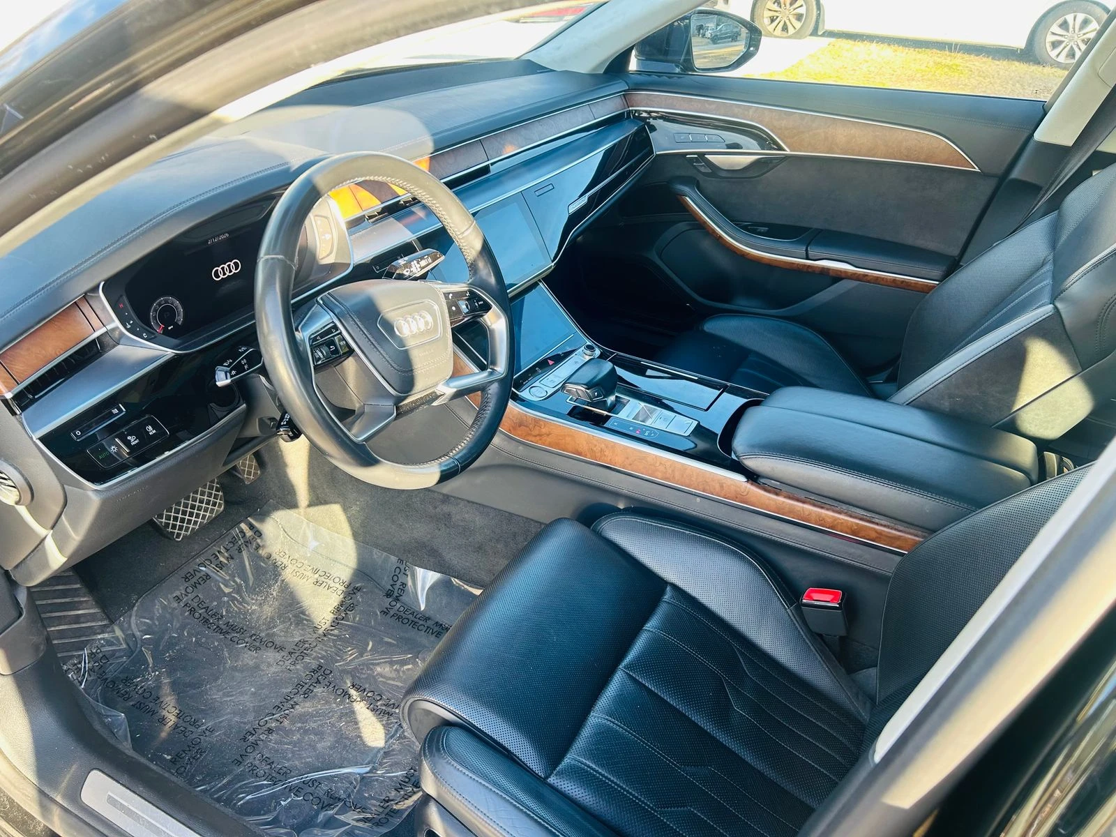 Audi A8 2019| LONG| 3.0T| DISTRONIK| МАСАЖ| ОБДУХ| PANO| H, снимка 8 - Автомобили и джипове - 53818695