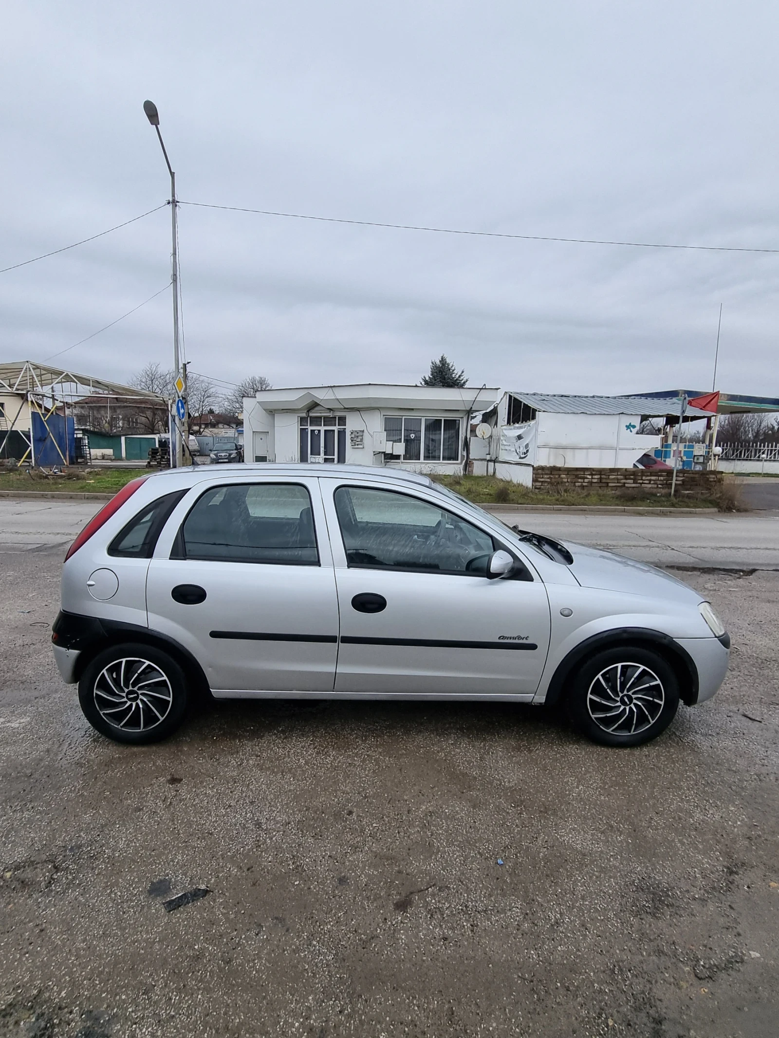 Opel Corsa 1.2 Benzin , снимка 6 - Автомобили и джипове - 54129925