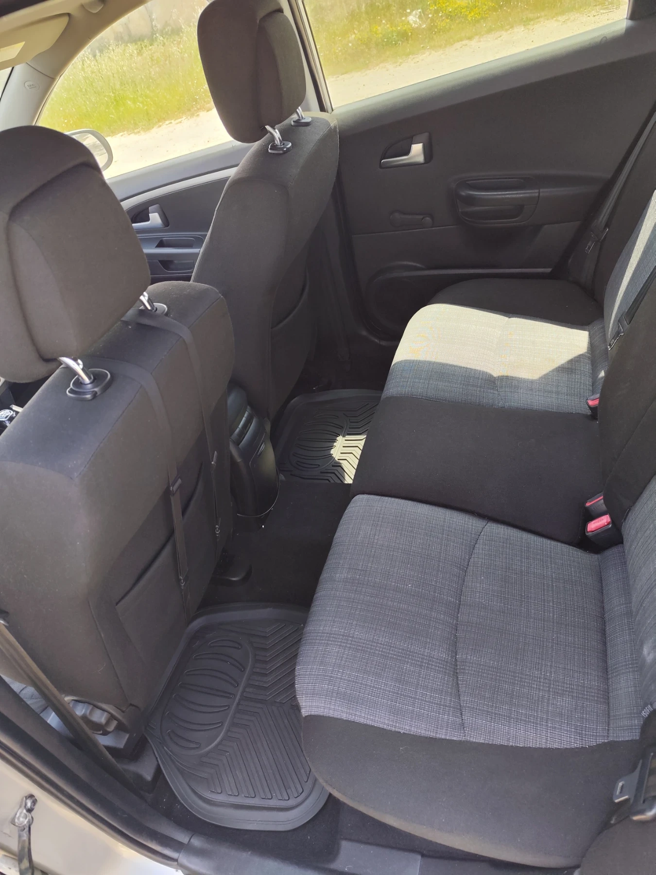 Kia Ceed, снимка 4 - Автомобили и джипове - 54629650