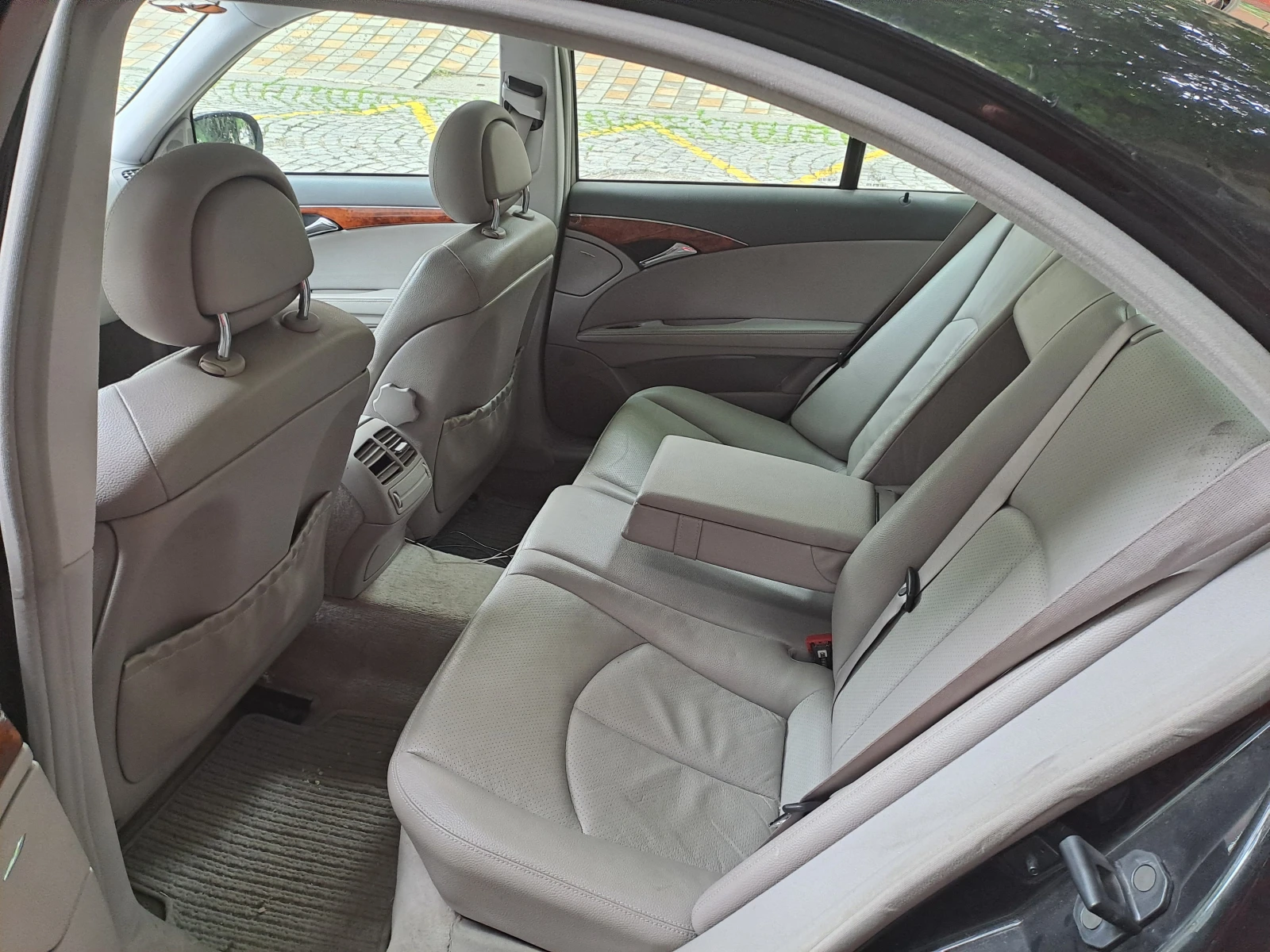 Mercedes-Benz E 320 ELEGANCE, снимка 3 - Автомобили и джипове - 54659302