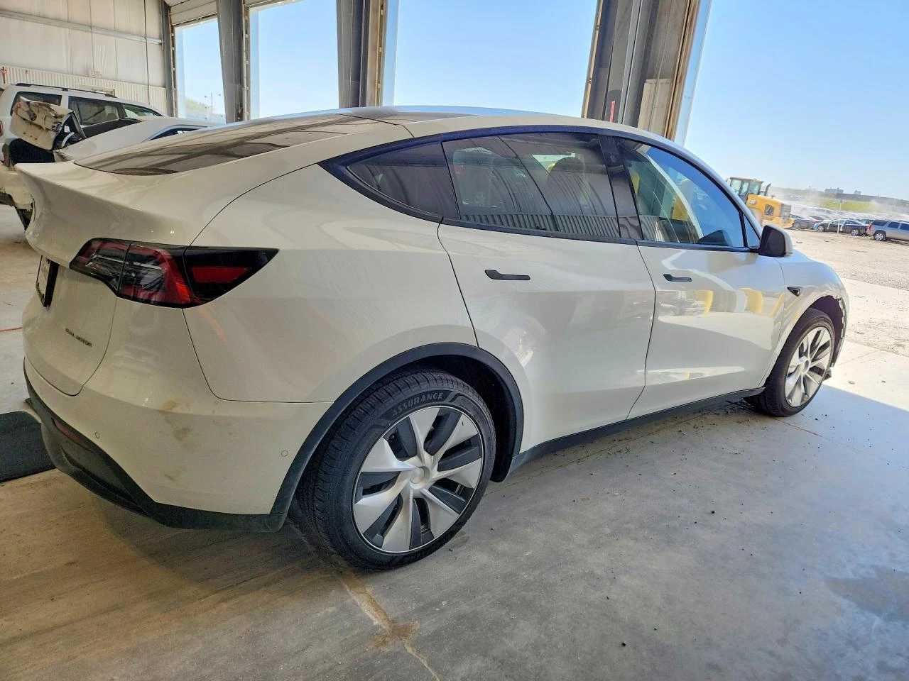 Tesla Model Y, снимка 3 - Автомобили и джипове - 54663749
