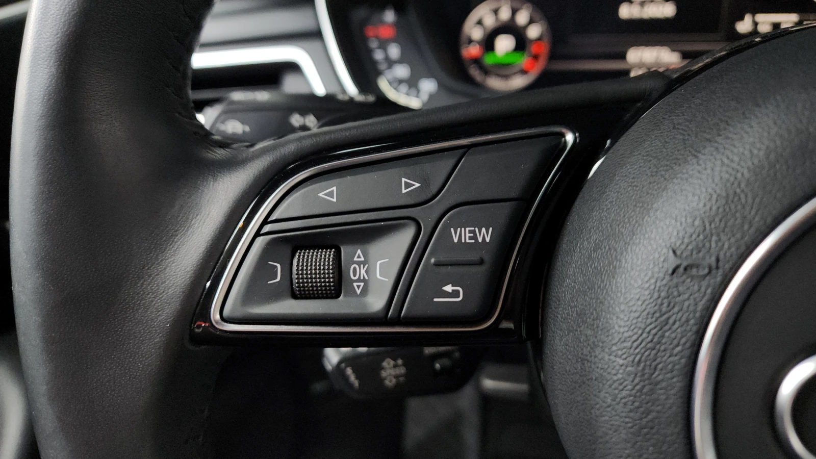 Audi A5 DISTRONIK* HEAD-UP* DIGITAL* 67873KM* КРАЙНА ЦЕНА, снимка 12 - Автомобили и джипове - 54700964