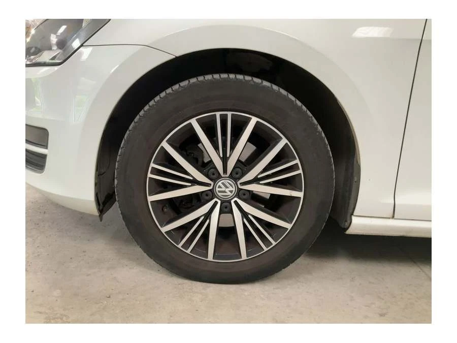 VW Golf Golf VII 1.6 TDI Allstar BlueMotion Tech, снимка 2 - Автомобили и джипове - 55382777