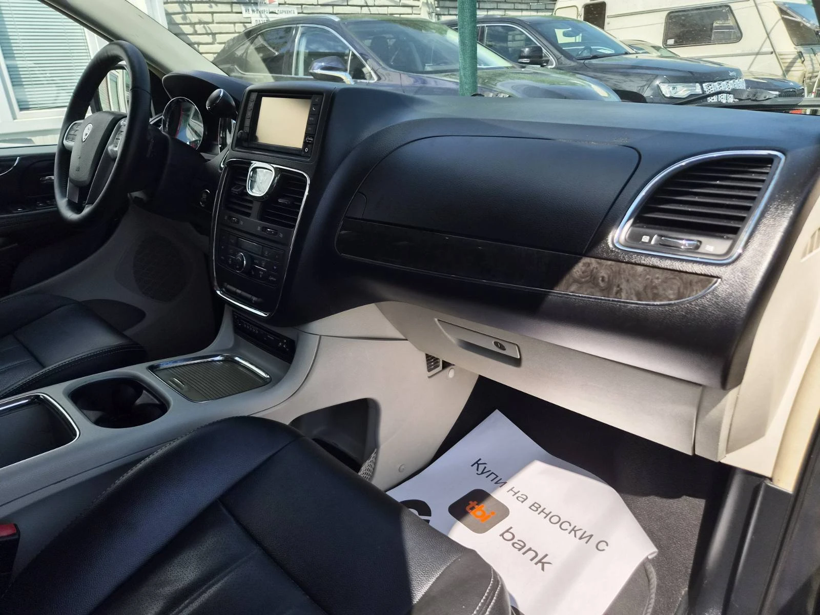 Lancia Voyager 2.8CRD-7 МЕСТА-PLATINUM, снимка 11 - Автомобили и джипове - 55667427