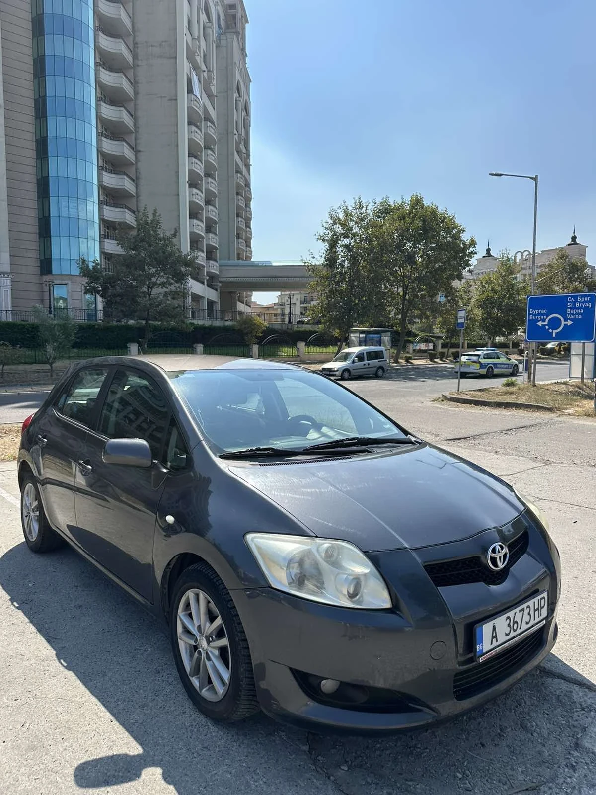 Toyota Auris 2.0 D-4D, снимка 4 - Автомобили и джипове - 55977218