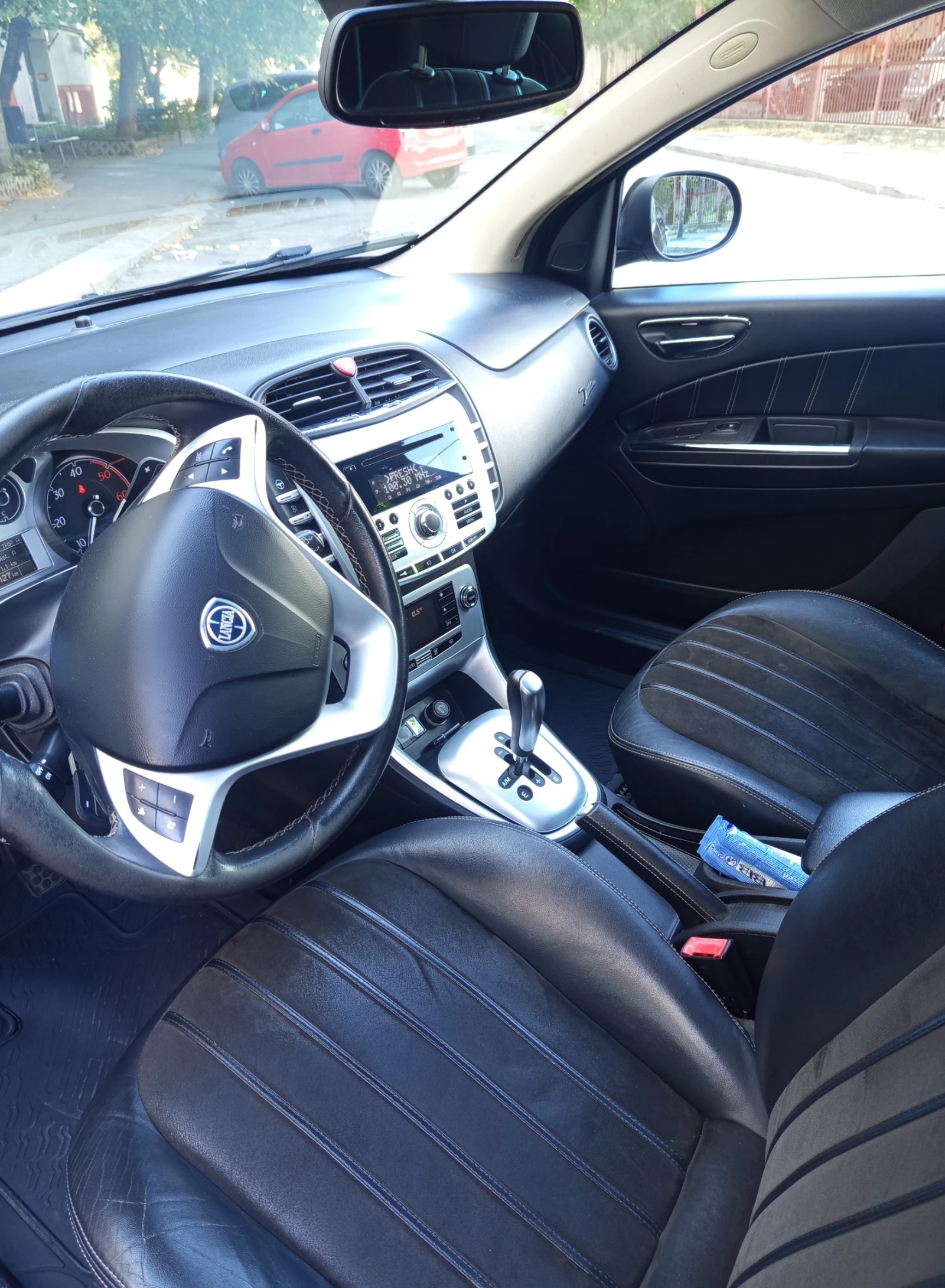 Lancia Delta, снимка 11 - Автомобили и джипове - 56527460