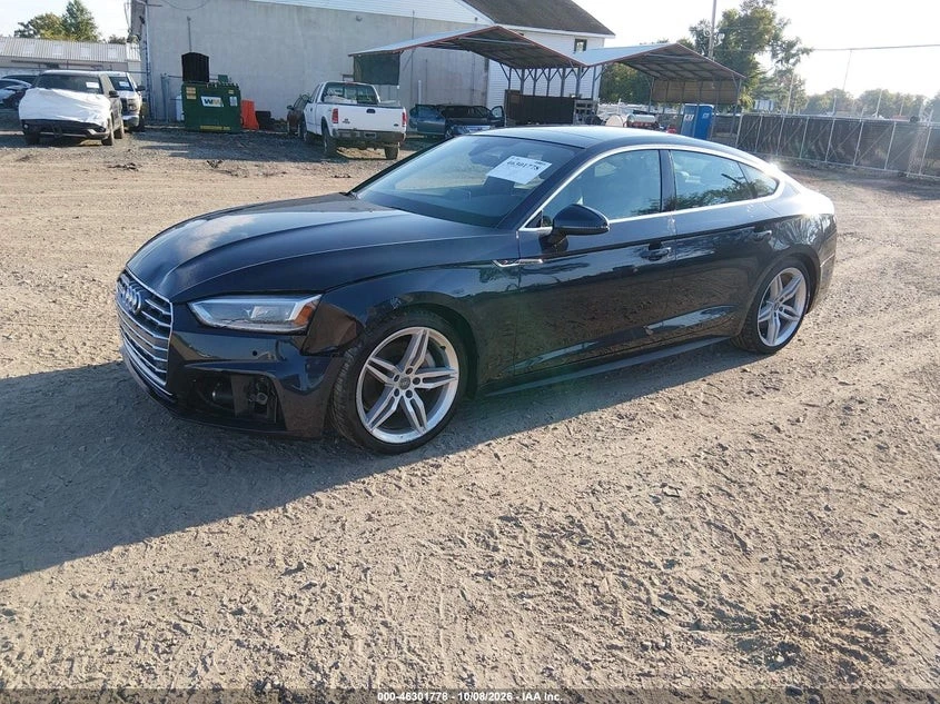 Audi A5 APPLE CARPLAY/ LAN /LED  MATRIE DEPARTURE WARNING, снимка 4 - Автомобили и джипове - 56693546
