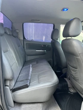 Toyota Hilux Invicable | Mobile.bg    8