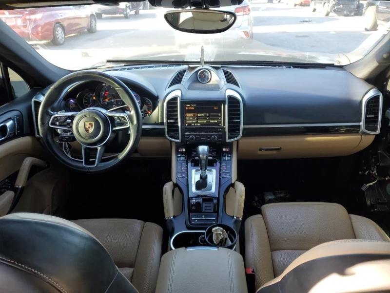 Porsche Cayenne, снимка 8 - Автомобили и джипове - 48719478