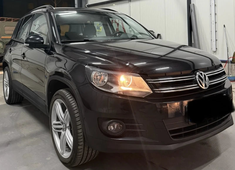 VW Tiguan 2.0 TDI, снимка 1 - Автомобили и джипове - 48787236