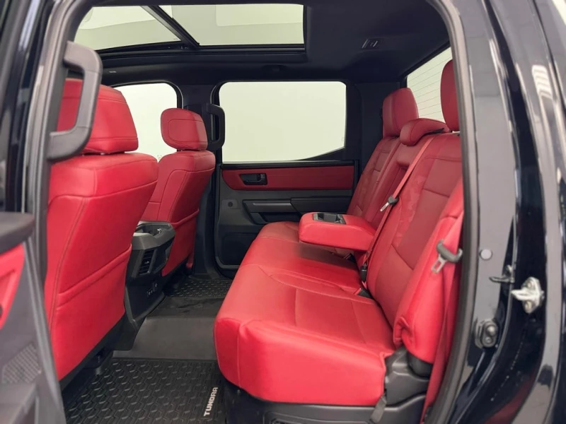 Toyota Tundra * Crewmax Limited* CARFAX * JBL* 360 КАМЕРИ* ОБДУХ, снимка 11 - Автомобили и джипове - 53372330