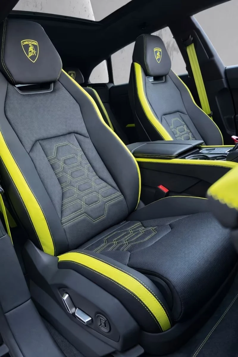 Lamborghini Urus SE / FACELIFT / CARBON / B&O / HUD / 360 / PANO / , снимка 11 - Автомобили и джипове - 55748067