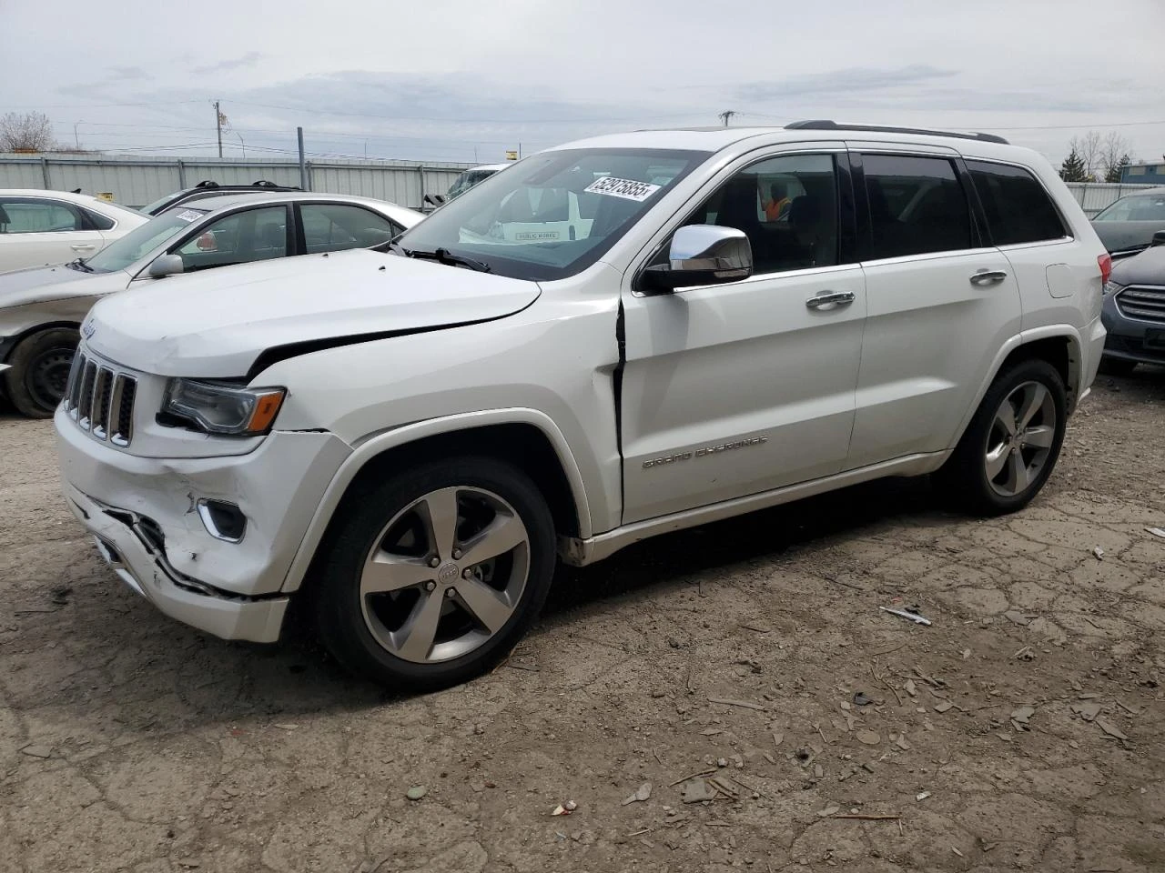 Jeep Grand cherokee OVERLAND Обдух* 8ZF* Въздух* Пано* Дистроник*  - изображение 2