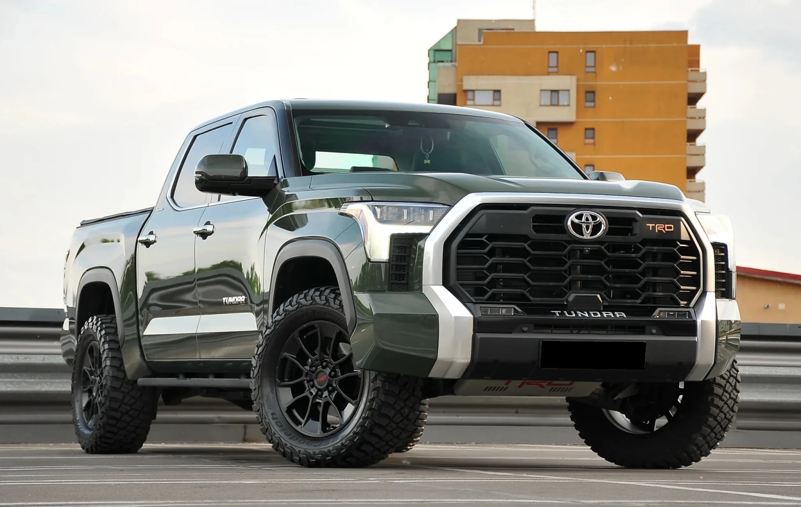 Toyota Tundra III 3.5 V6 i-FORCE MAX - изображение 2