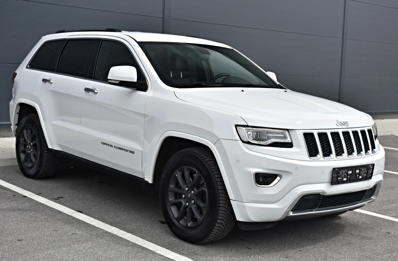 Jeep Grand cherokee, снимка 3 - Автомобили и джипове - 54015713