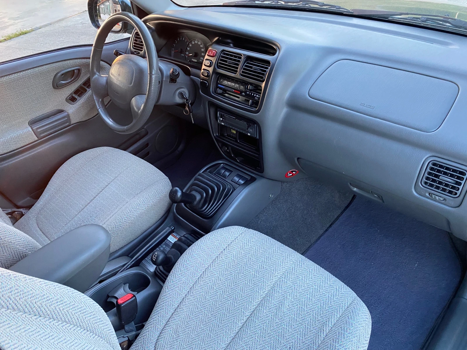 Suzuki Grand vitara 2.0 4x4 Гърция, снимка 17 - Автомобили и джипове - 54520882