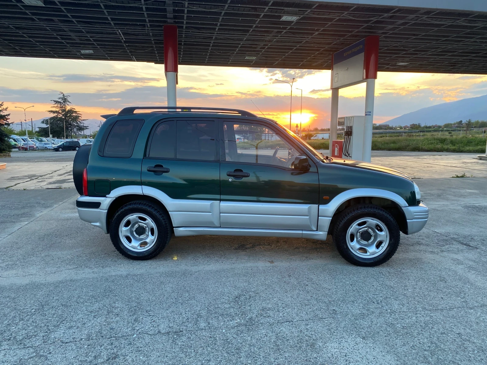 Suzuki Grand vitara 2.0 4x4 Гърция, снимка 3 - Автомобили и джипове - 54520882