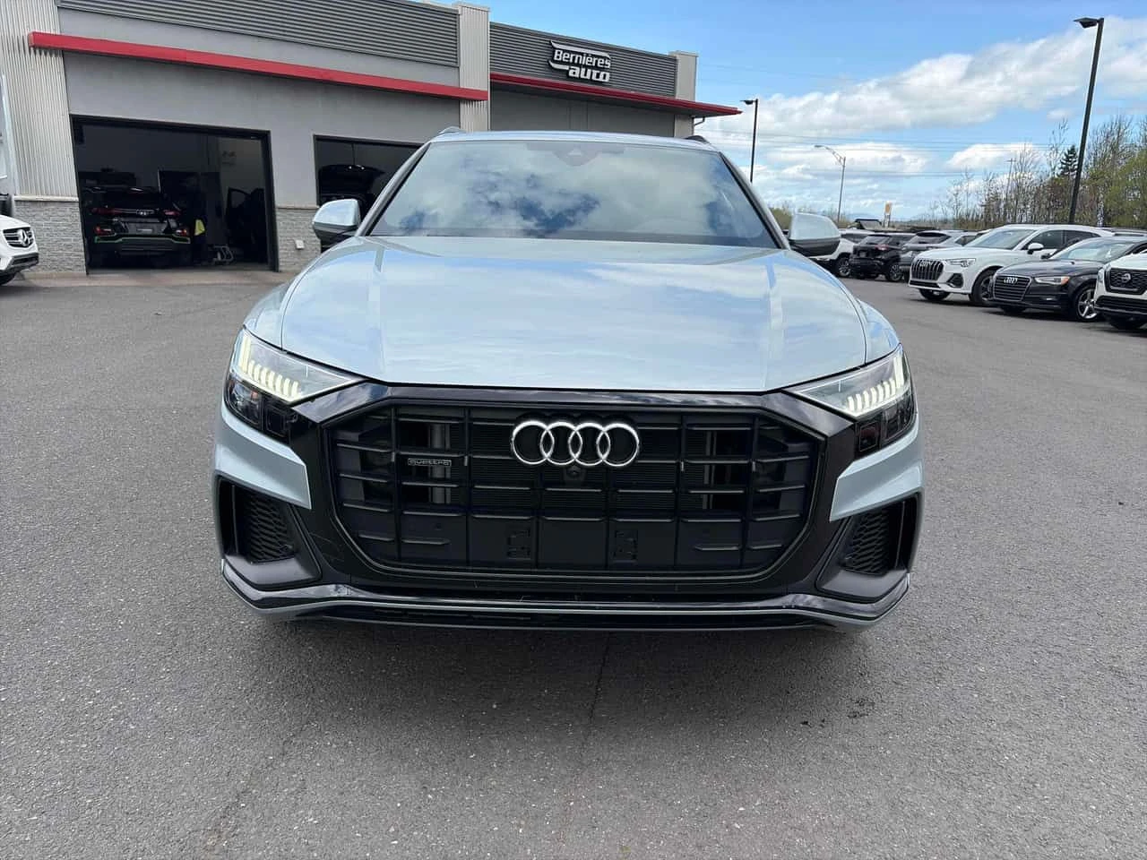 Audi Q8 * Progressiv * АВТОКРЕДИТ БЕЗ ПЪРВОНАЧАЛНА ВНОСКА*, снимка 6 - Автомобили и джипове - 54721035