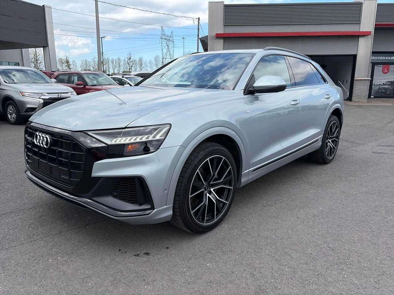 Audi Q8 * Progressiv * АВТОКРЕДИТ БЕЗ ПЪРВОНАЧАЛНА ВНОСКА*