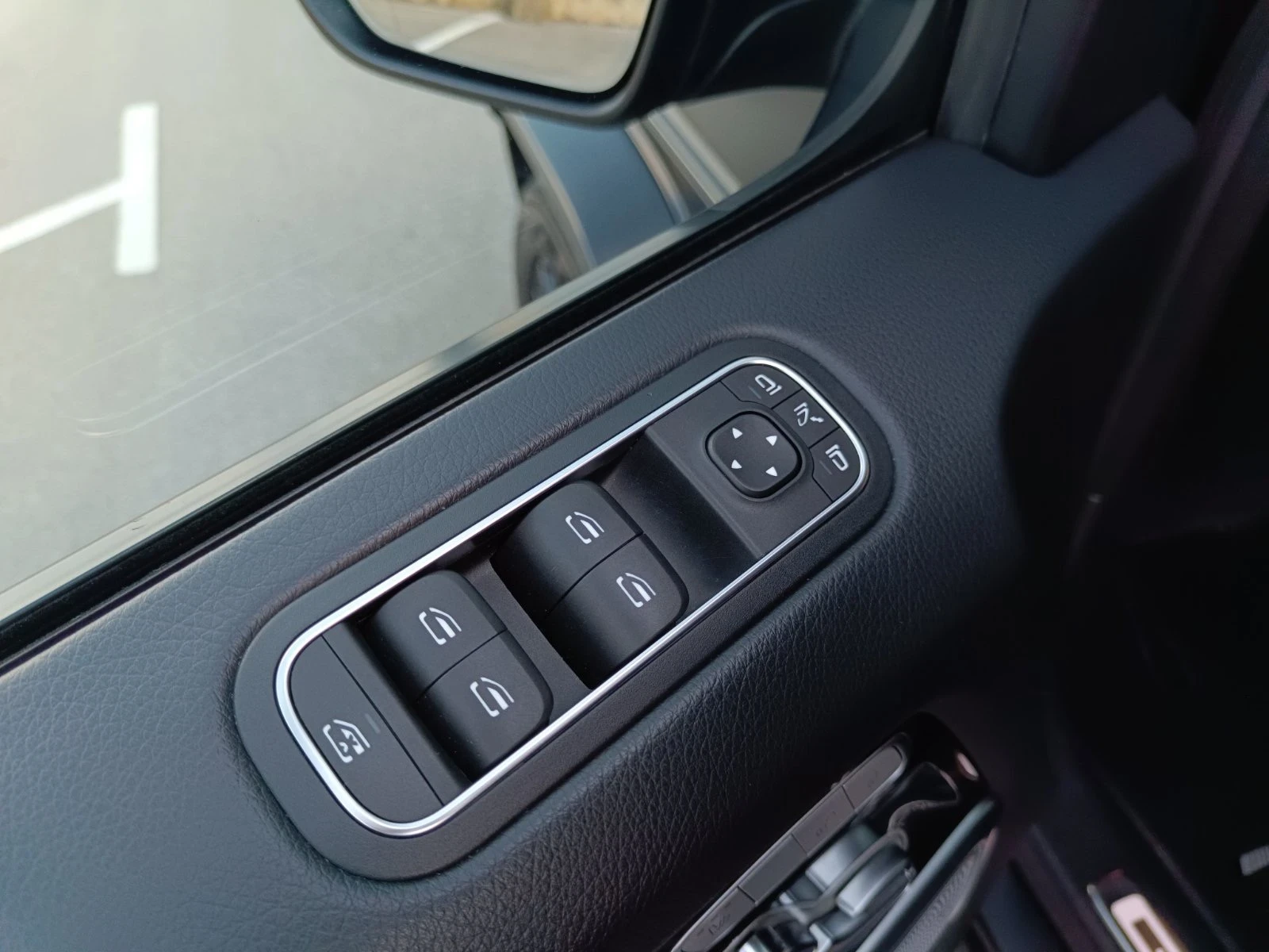 Mercedes-Benz G 500 AMG 4.0V8 4MATIC 9G-TRONIC, снимка 8 - Автомобили и джипове - 55192319