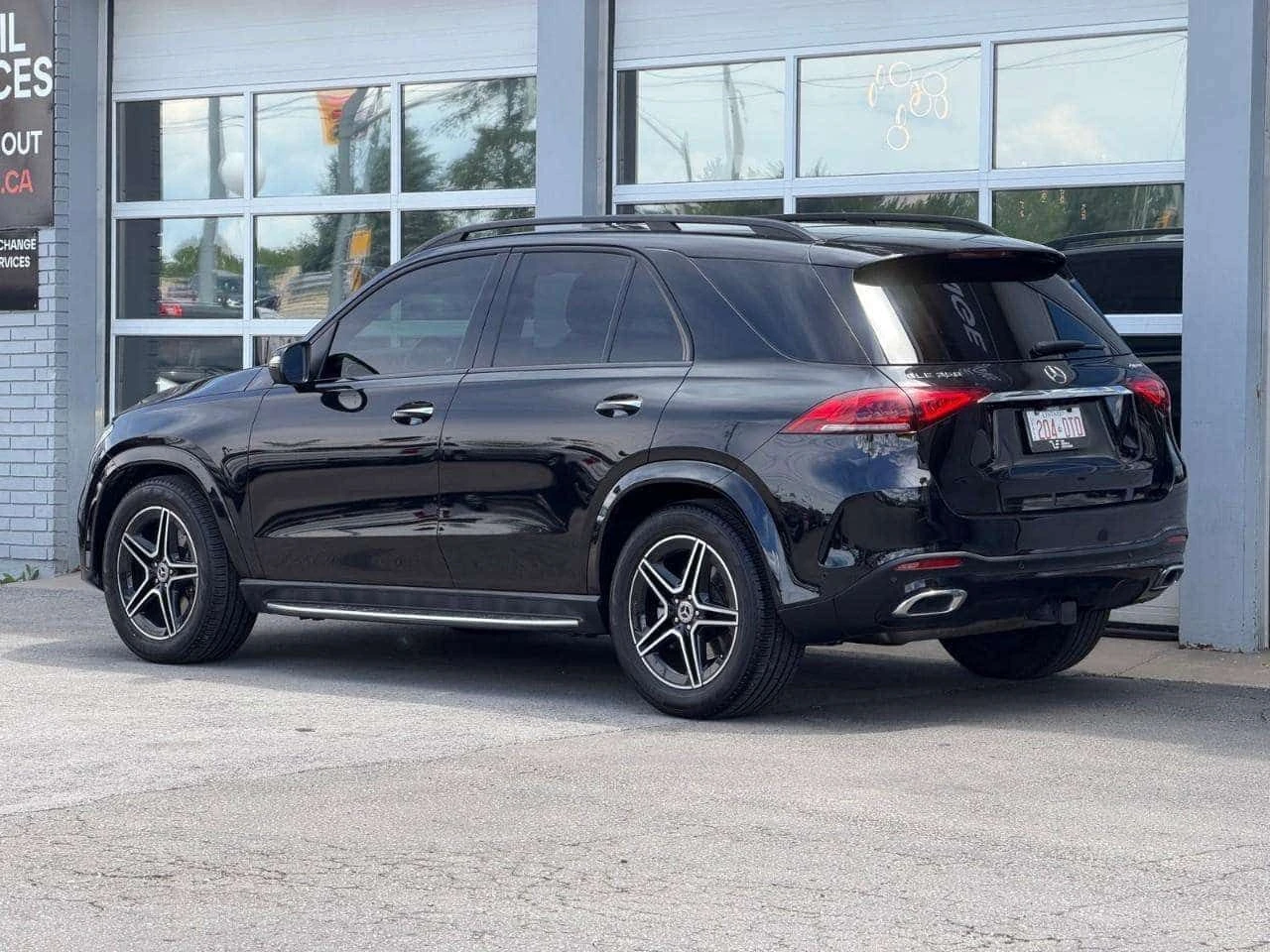 Mercedes-Benz GLE 350 PANO| AMBIENT| BURMESTER| ПОДГРЕВИ| CARFAX| , снимка 5 - Автомобили и джипове - 55221144