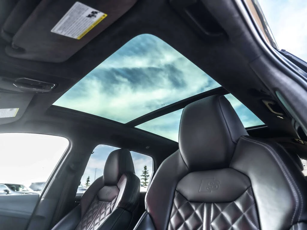 Audi SQ7 MATRIX* DIS* 3D B&O* HUD* 360* PANO* ОБДУХ* МАСАЖ, снимка 13 - Автомобили и джипове - 56046606