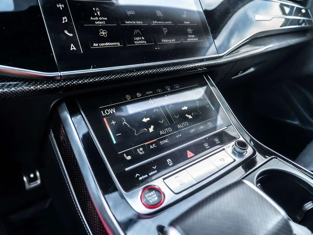 Audi SQ7 MATRIX* DIS* 3D B&O* HUD* 360* PANO* ОБДУХ* МАСАЖ, снимка 12 - Автомобили и джипове - 56046606