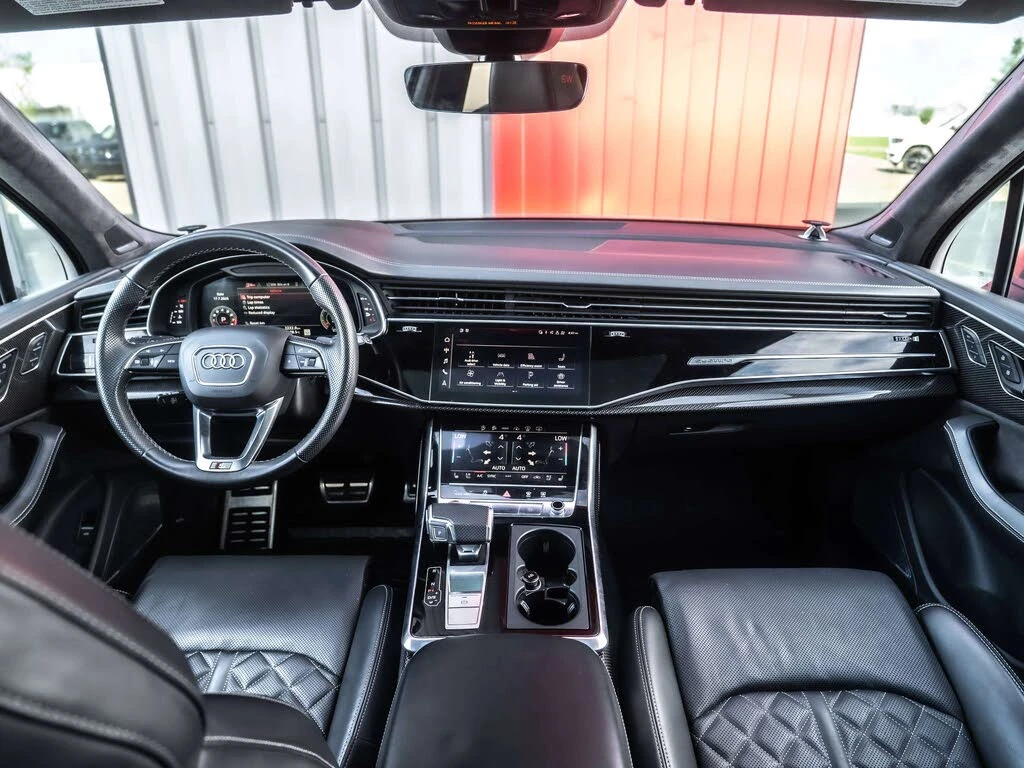 Audi SQ7 MATRIX* DIS* 3D B&O* HUD* 360* PANO* ОБДУХ* МАСАЖ, снимка 8 - Автомобили и джипове - 56046606