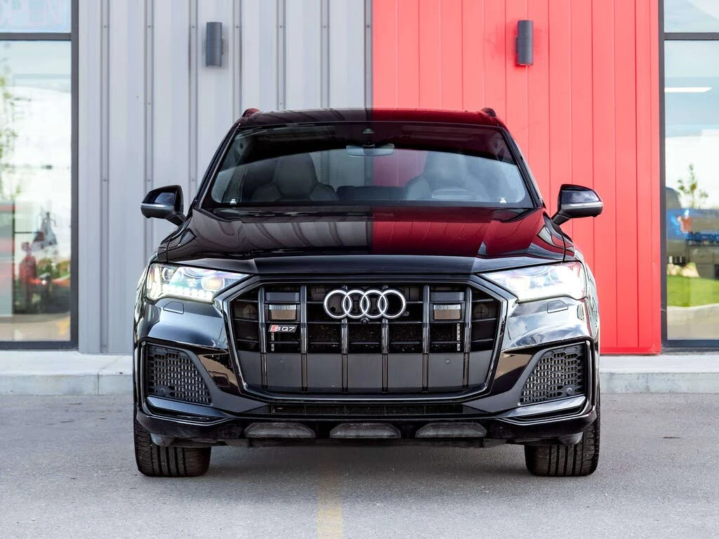 Audi SQ7 MATRIX* DIS* 3D B&O* HUD* 360* PANO* ОБДУХ* МАСАЖ, снимка 2 - Автомобили и джипове - 56046606