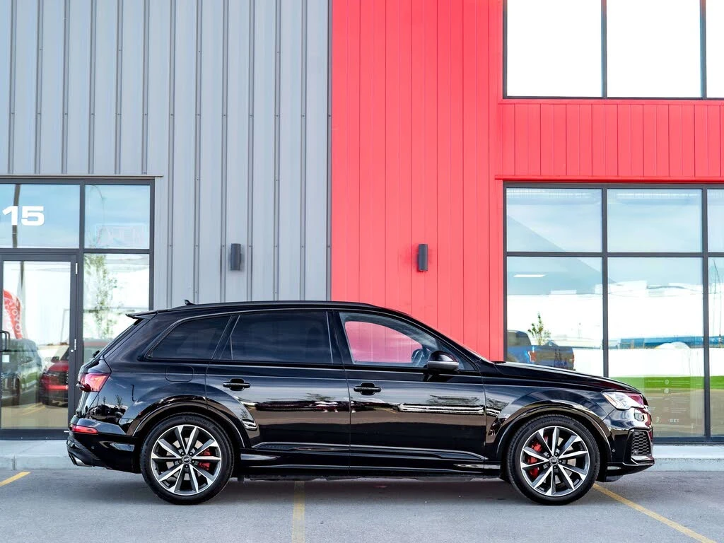 Audi SQ7 MATRIX* DIS* 3D B&O* HUD* 360* PANO* ОБДУХ* МАСАЖ, снимка 6 - Автомобили и джипове - 56046606