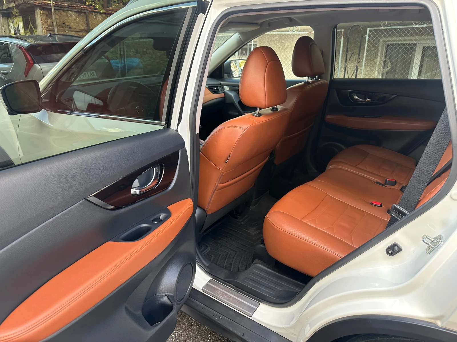 Nissan Rogue SL Platinum AWD EU Map ����� ��� ��������� ���� | Mobile.bg � ����������� 10